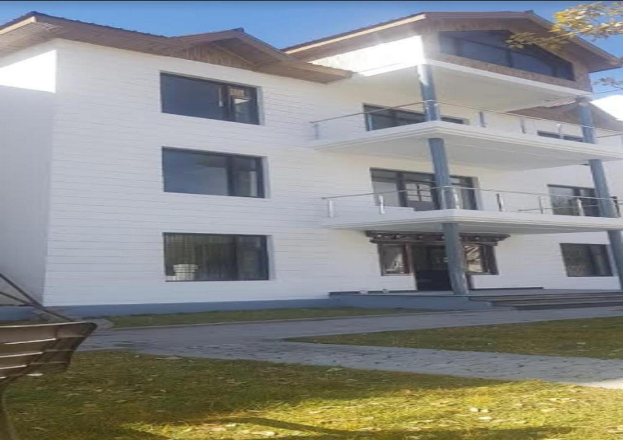 Hotel Kargil Heights Exterior foto