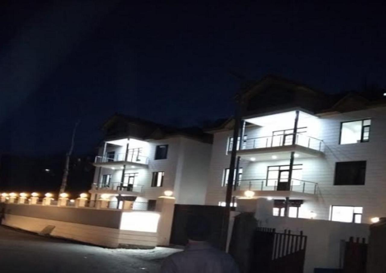 Hotel Kargil Heights Exterior foto
