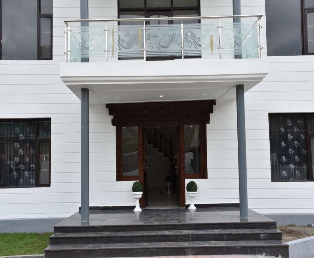 Hotel Kargil Heights Exterior foto