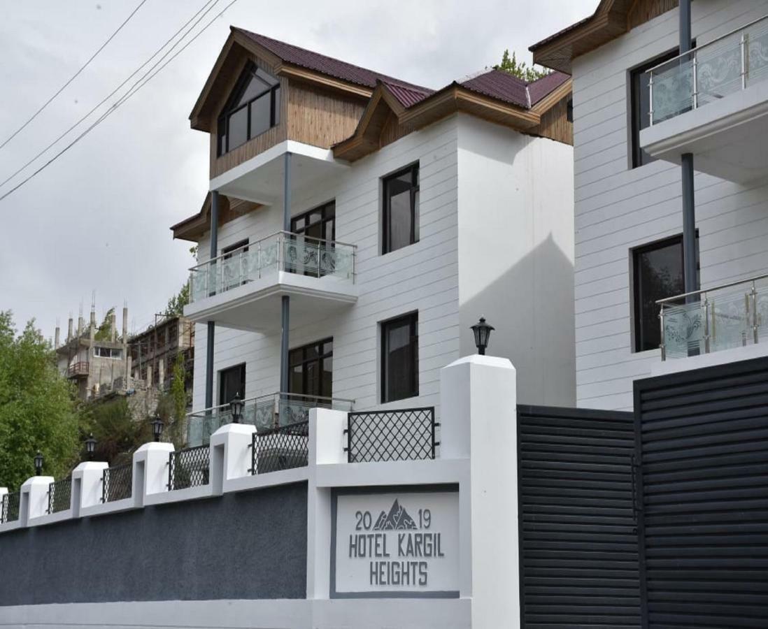 Hotel Kargil Heights Exterior foto